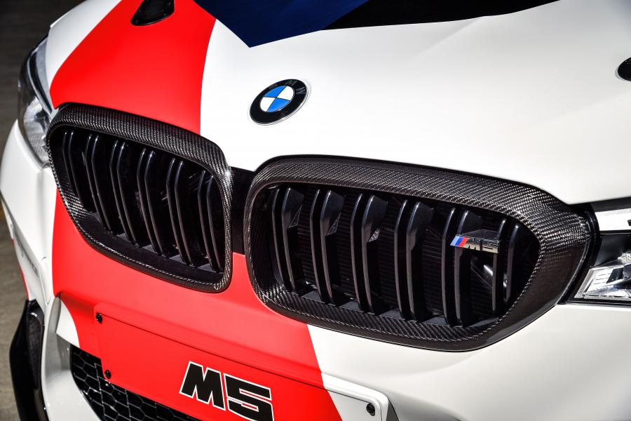 Детали экстерьера BMW M5 MotoGP Safety Car (F90) 2018 года  (фото 33 из 56)